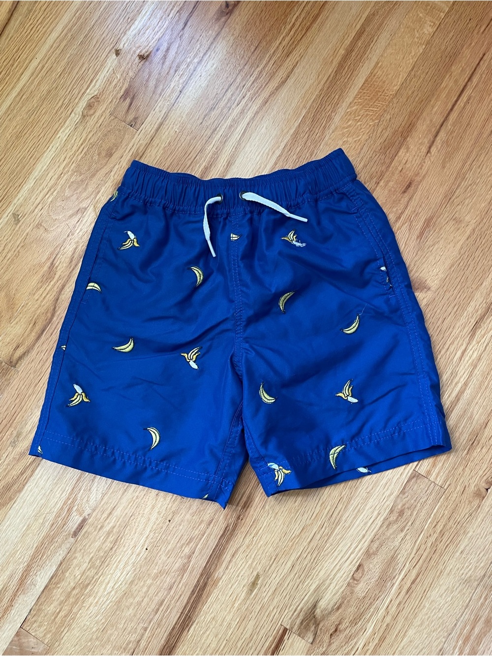 Hanna Andersson boys blue banana swim shorts / trunks - sz 120cm (US 6-7)